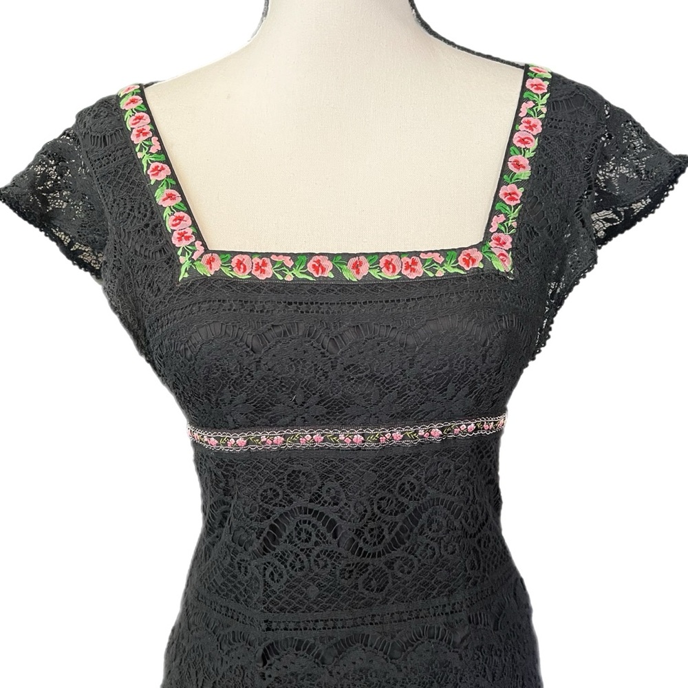 Vintage Nanette Lepore Sheer Lace Floral Ribbon Milkmaid Juliet Top - Picture 3 of 9